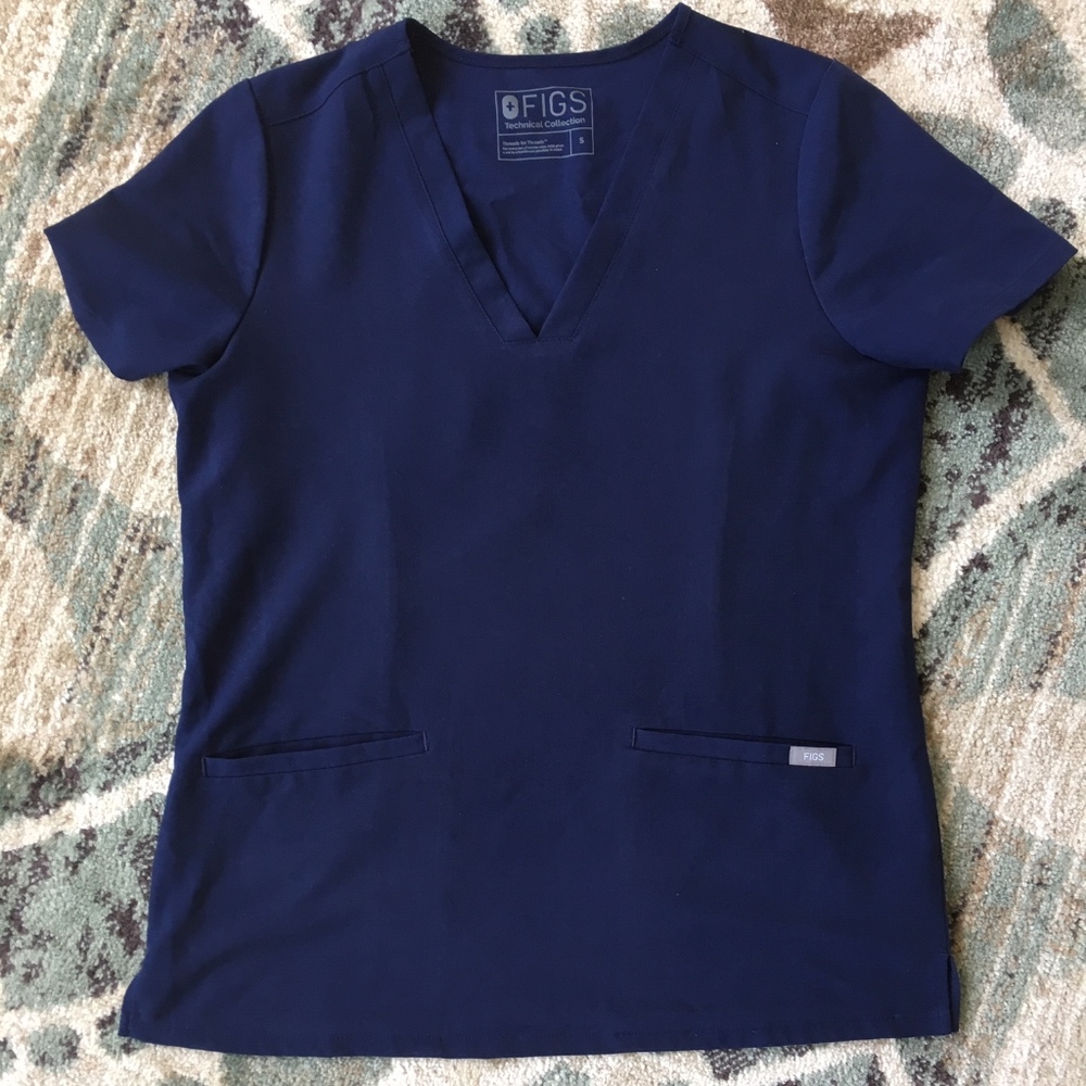 FIGS Casma Scrub Top